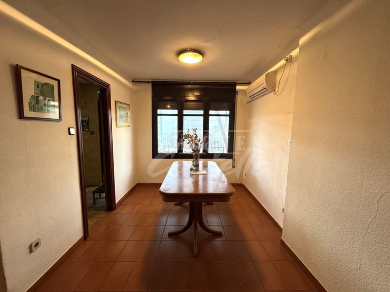 Foto a3125ee6-bf42-45c2-b3da-3d2ad52d0b5a. Casa amb aparcament a Havana Mataró