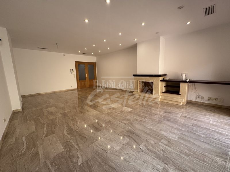 Foto 3720b7f1-48e8-4bb5-964f-c8a56f155805. Casa a Via Europa - Parc Central Mataró