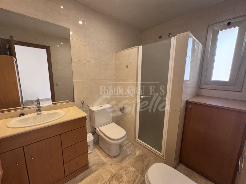 Foto 48791f33-8f8d-4c15-a285-f06a7fb5fcd9. Casa a Via Europa - Parc Central Mataró