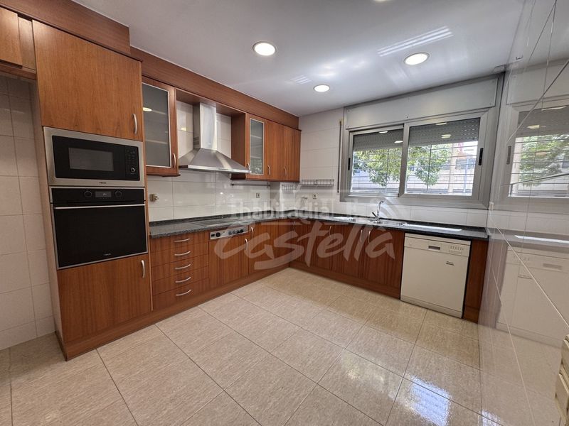 Foto 6efe1c6e-e787-49a4-9644-2699a6c51973. Casa a Via Europa - Parc Central Mataró
