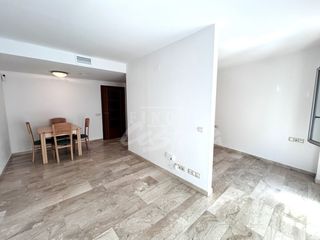 Etagenwohnung in Eixample. Mataró  loft seminuevo en eixampleacogedor loft seminuevo de 48