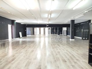 Affitto Capannone industriale in Rocafonda. Nave industrial situada en primera planta, con una superficie ap