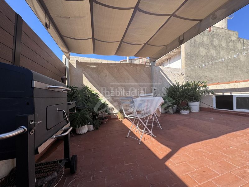 Foto d7555388-127b-4d87-b065-a1c0c168ca47. Casa amb calefacció a Centre Mataró
