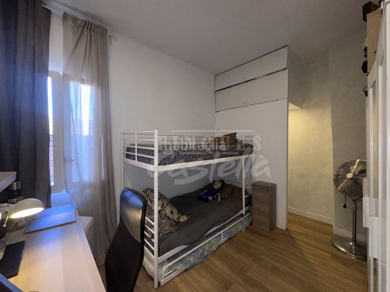 Foto f1f1c9b9-8711-44f7-9858-3a406ed055a9. Casa amb calefacció a Centre Mataró