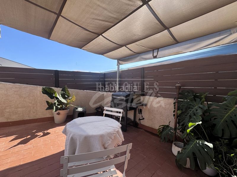 Foto fe5f3a94-a71b-4281-839e-33a4c6cfffb8. Casa amb calefacció a Centre Mataró