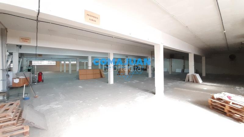 Foto 05f234b4-3f8c-4e5f-98f7-2b8bc4eb9199. Lloguer nau industrial a Cerdanyola Nord Mataró