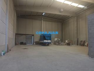 Fabrikhalle in Canet de Mar