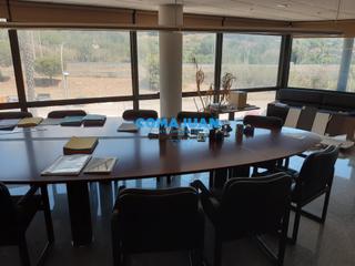 Rent Office space in Teià