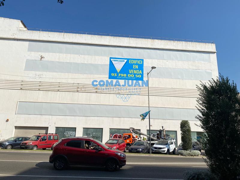 Foto 8ace674c-4370-43a1-9dac-8256cabe033c. Edificio en Calella