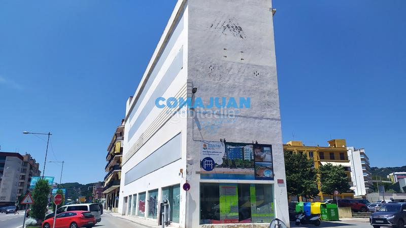 Foto f941d88a-eafd-4901-95da-dba5fdab1cd2. Edificio en Calella