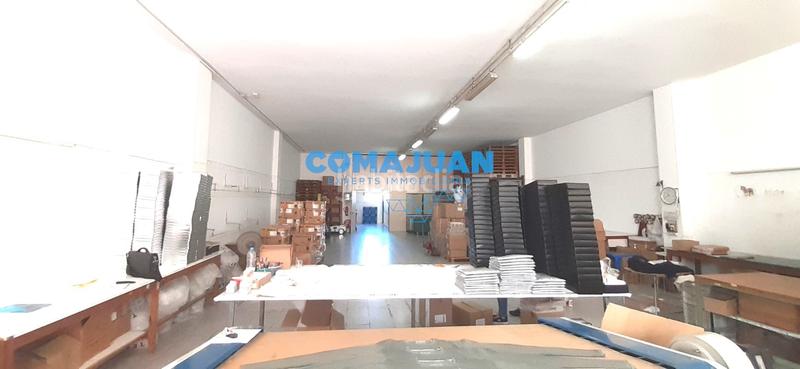 Foto f3096226-1f72-4a43-99ee-83f8be93ecce. Nau industrial a Rocafonda Mataró