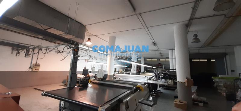 Foto 0ed6acf4-0b2d-49e8-9e0e-00c2c4df263b. Bâtiment à usage industriel dans Pla d'en Boet Mataró