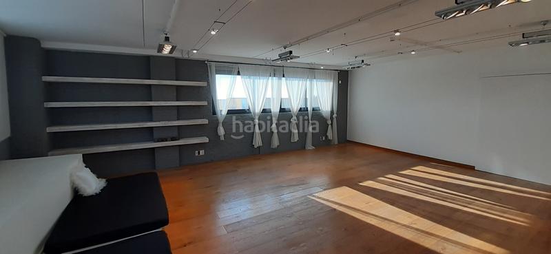 Foto 7f7624d9-49fd-4f16-a322-4d5f95a35248. Location bureau dans Pla d'en Boet Mataró