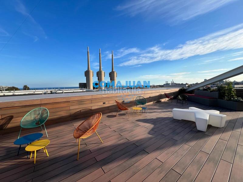 Foto dc584e53-9483-4e16-87d5-6ae645987e15. Lloguer oficina amb aparcament a Gorg Badalona