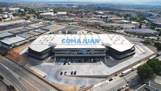 Capannone industriale in Zona Industrial