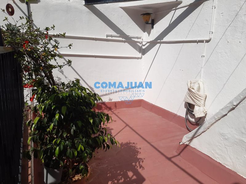 Foto 437a6927-0389-4303-a5ed-766954cab849. Bauernhof mit heizung parking in Centre Mataró