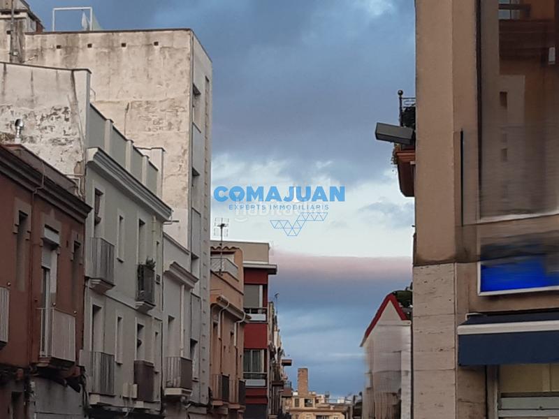 Foto 4bc4393e-48b7-4704-99ac-6aa28c5a6556. Locale commerciale in Centre Mataró