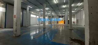 Rent Industrial building in Pla d'en Boet