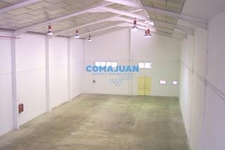 Miete Fabrikhalle in Canyadó