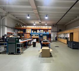 Nau industrial a Sud