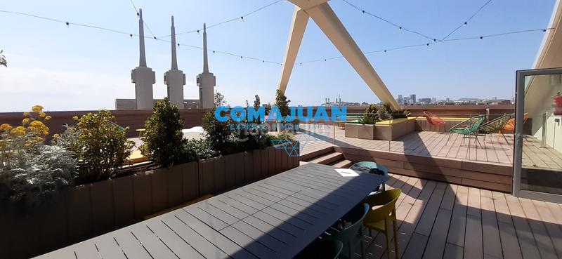 Foto b71f0330-ee3c-48f1-ac3c-e357ce158391. Location bureau avec parking dans Gorg Badalona