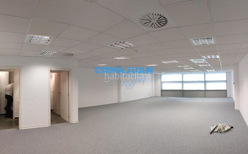 Foto baded058-863d-4671-9952-c6775c5132ed. Rent office space with parking in Gorg Badalona