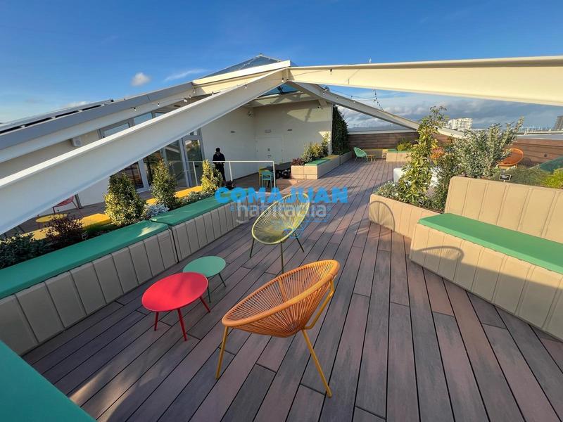 Foto 907f03fd-cb3d-4390-bc6c-117863db991b. Location bureau avec parking dans Gorg Badalona