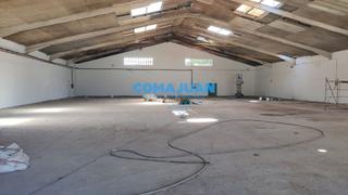 Bâtiment à usage industriel à Col·legis Nous