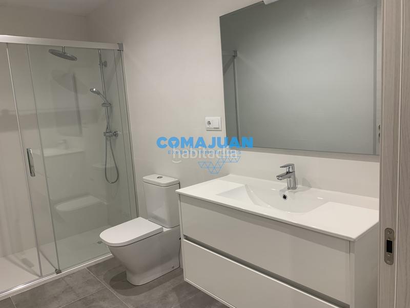 Foto e5c37653-5a37-42e5-8642-9517a5f6f780. Geschäftsraum in Eixample Mataró