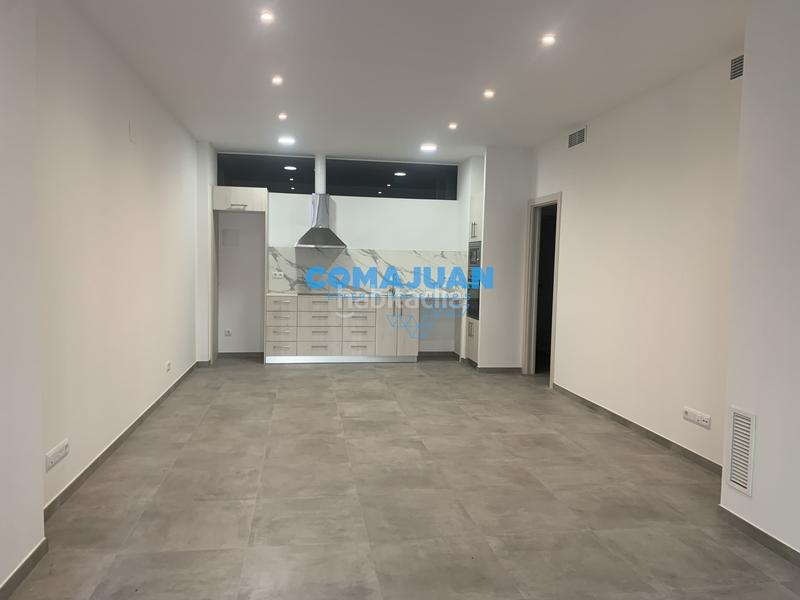 Foto d66a24e3-b4ef-4921-b167-851571a44d79. Local comercial en Eixample Mataró