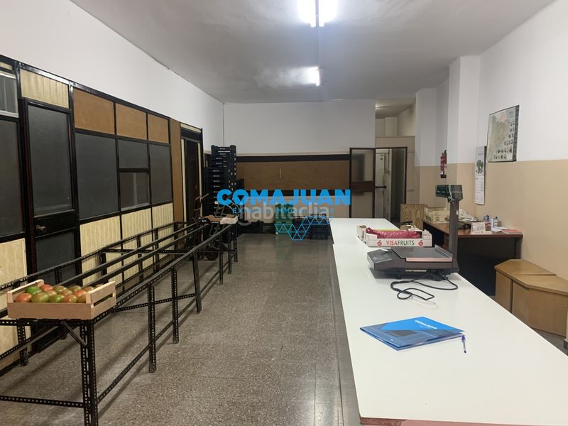 Foto c8e0fcfb-4d67-4c78-b239-a5fc7aa26e10. Local comercial a Centre Mataró