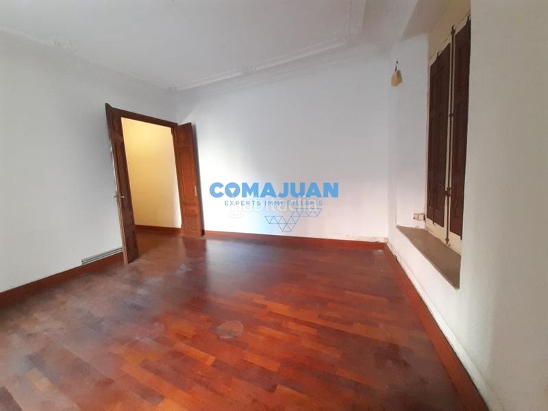 Foto d88bd2ae-08da-41fc-aaea-f2b032768ae7. Flat with heating in Centre Mataró