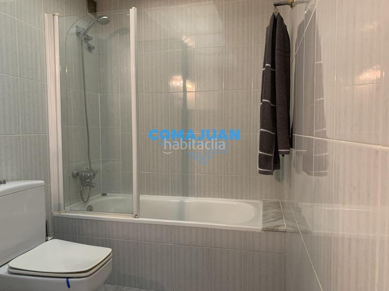 Foto b7f47947-ed3d-4e79-a036-c458fe0fc514. Casa aparellada amb calefacció aparcament a Vista Alegre Mataró