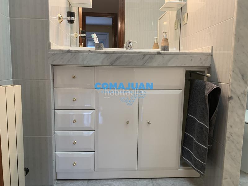 Foto e9643754-17e7-416d-ab73-99bee4518b28. Casa aparellada amb calefacció aparcament a Vista Alegre Mataró