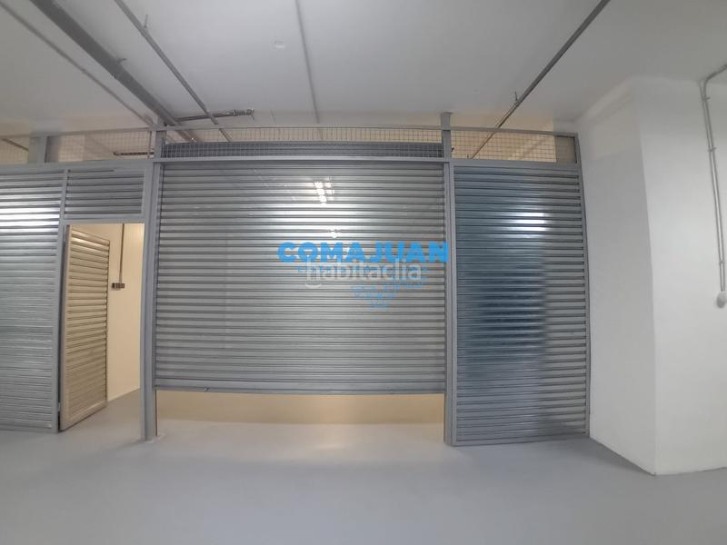 Foto 1647aeac-c1ae-4928-b28f-73ada3edbf90. Location local commercial dans Eixample Mataró