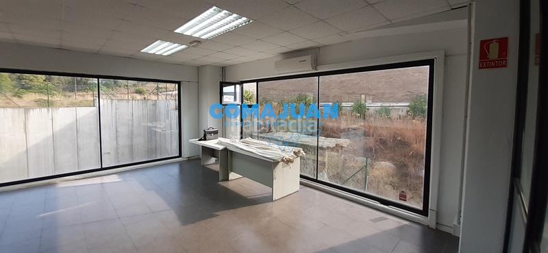 Foto 74d4e7fb-92c7-4a6c-a153-c44a7ce48eae. Rent office space in Zona Industrial i Agrícola Vilassar de Mar