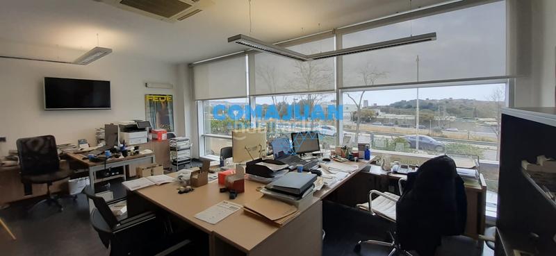 Foto b454ec73-0db9-431c-84d2-92e154af3d90. Fabrikhalle in Bonavista Badalona