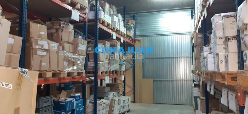 Foto fb96a5c7-717c-4fe7-b17c-ebbabeb7f7c2. Industrial building in Bonavista Badalona