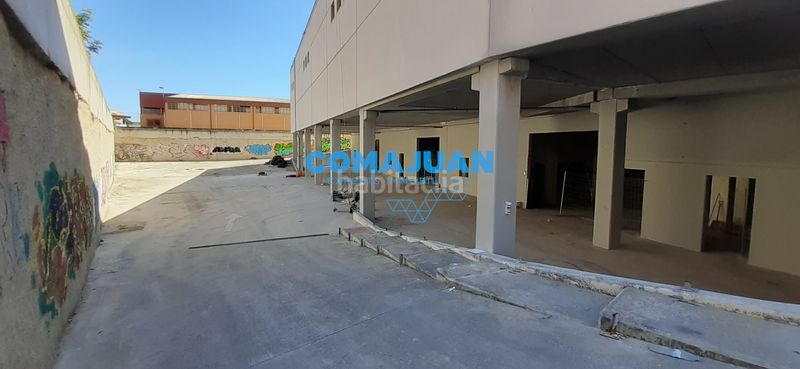 Foto eef4d2c6-78df-49e8-9304-f735199e6860. Nau industrial a Cabrera de Mar