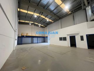 Rent Industrial building in Canet de Mar