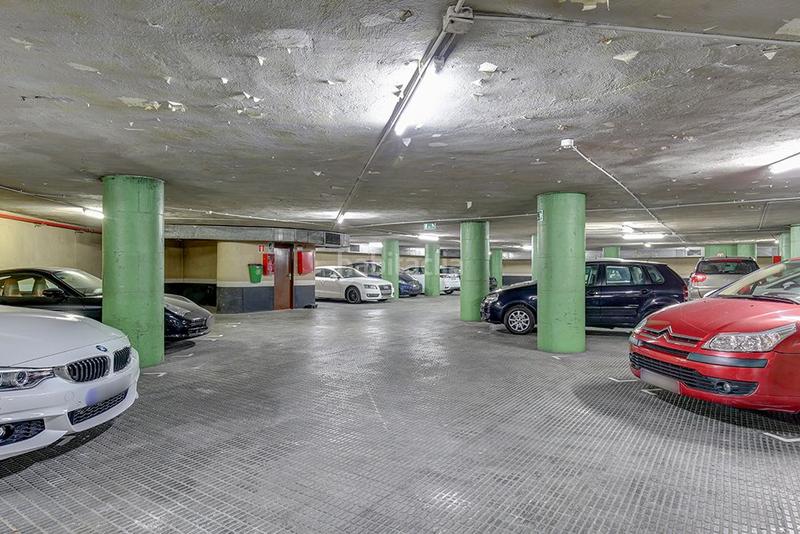 Foto 5b3ee1d2-0989-417b-bb25-5cb274d236cf. Alquiler parking coche en calle valencia 375 en Sagrada Família Barcelona