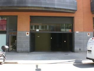Lloguer Aparcament cotxe a Calle bilbao 180