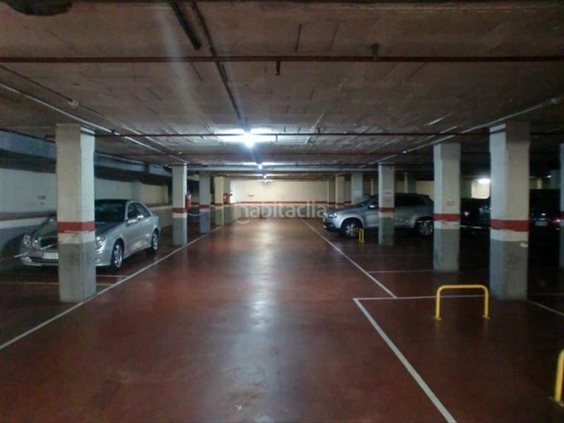 Foto 78f15af0-0f73-4908-af3e-aad4406d4573. Alquiler parking coche en calle calabria 189 en La Nova Esquerra de l´Eixample Barcelona