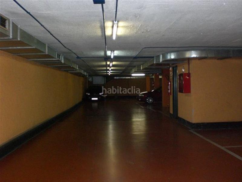 Foto 7a94648b-a00c-4426-b328-2cbd178f0308. Miete autoparkplatz in calle rossello 25 in La Nova Esquerra de l´Eixample Barcelona