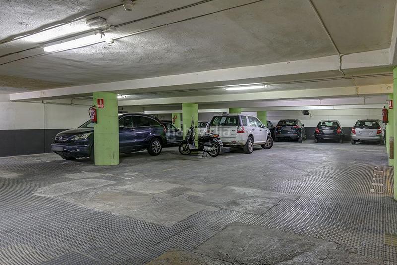 Foto f0494d62-5aa2-44ec-98f3-e1143196c13e. Alquiler parking coche en calle santalo 14 en Sant Gervasi - Galvany Barcelona