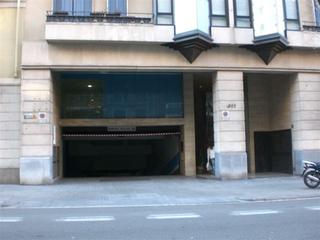 Affitto Posto moto in Calle diputacio 411