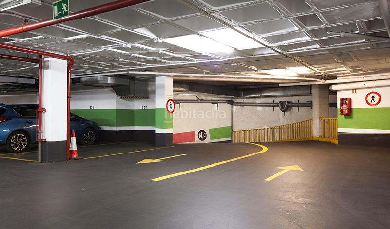 Foto 000164af-f447-43d0-ad3c-453560d34e5f. Alquiler parking moto en calle tarragona 153 en Hostafrancs Barcelona