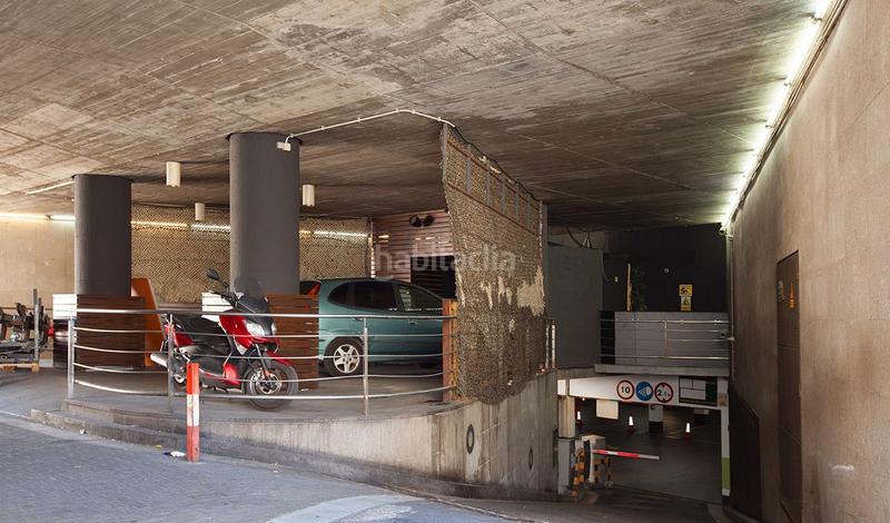 Foto bb2829ef-94a3-4d64-8c97-b1437233b280. Alquiler parking moto en calle tarragona 153 en Hostafrancs Barcelona