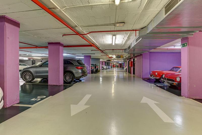 Foto 506cd22a-2323-489f-b3e7-c72c198d84c3. Miete motorradparkplatz in calle esteve terradas 17 in Barcelona