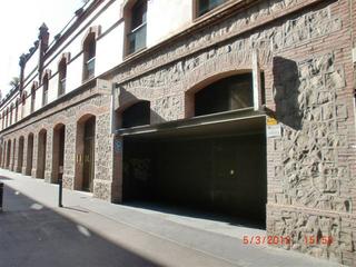 Lloguer Aparcament de moto a Calle melcior de palau 135